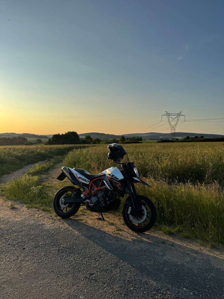 Nějaká slečna na vyjížďku?🏍️☀️