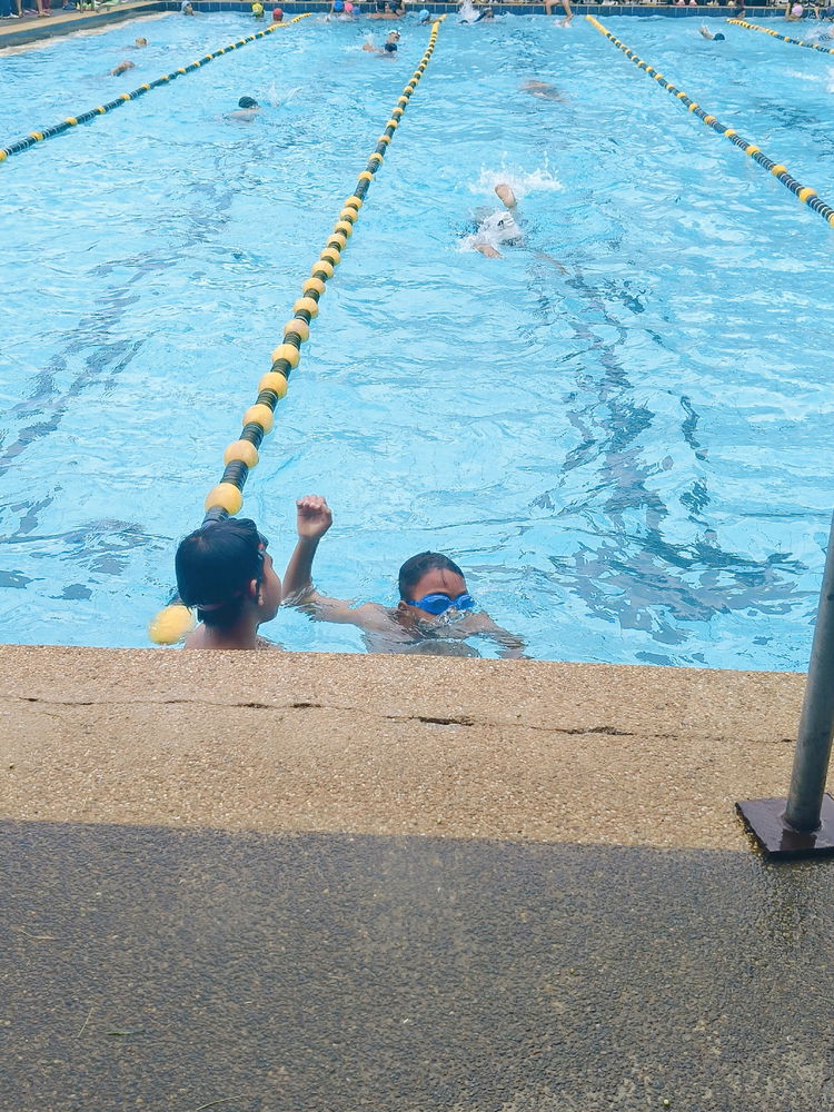 My swimmers 🏊🏻‍♀️🌊🐬