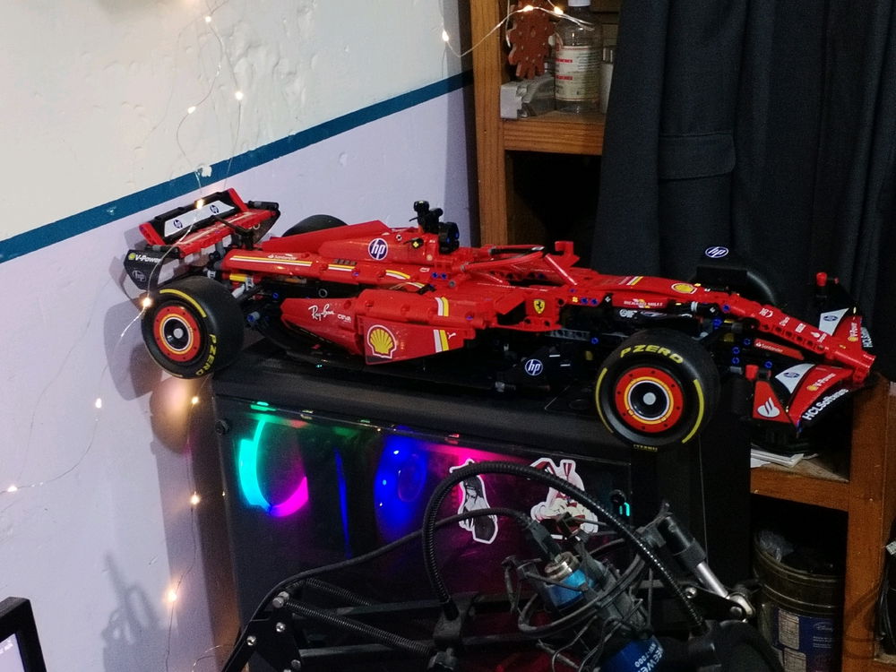 Ferrari sf24