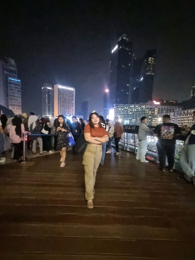 Mood berubah ubah..
Kadang pengin yg rame,ada waktunya pengin alone..