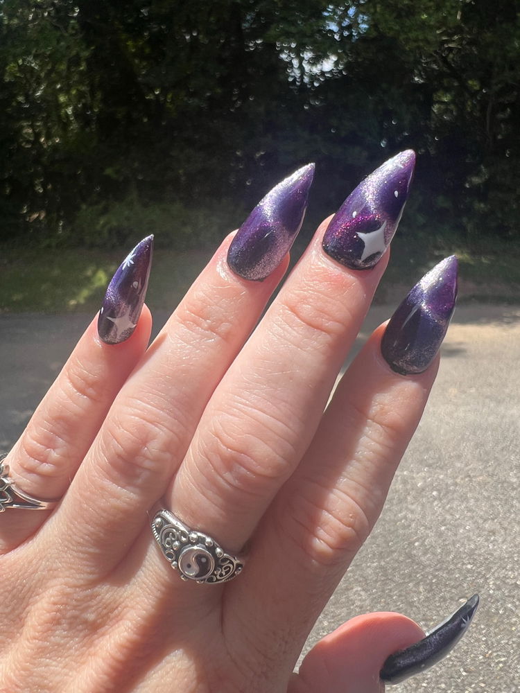 Got my nails did 🤩