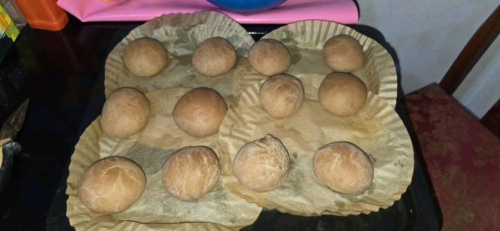 Roti coklat, bukan kentang 😅
