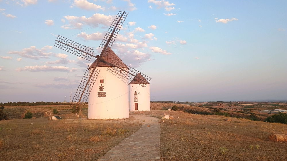 EN TIERRA DE GIGANTES Y CABALLEROS