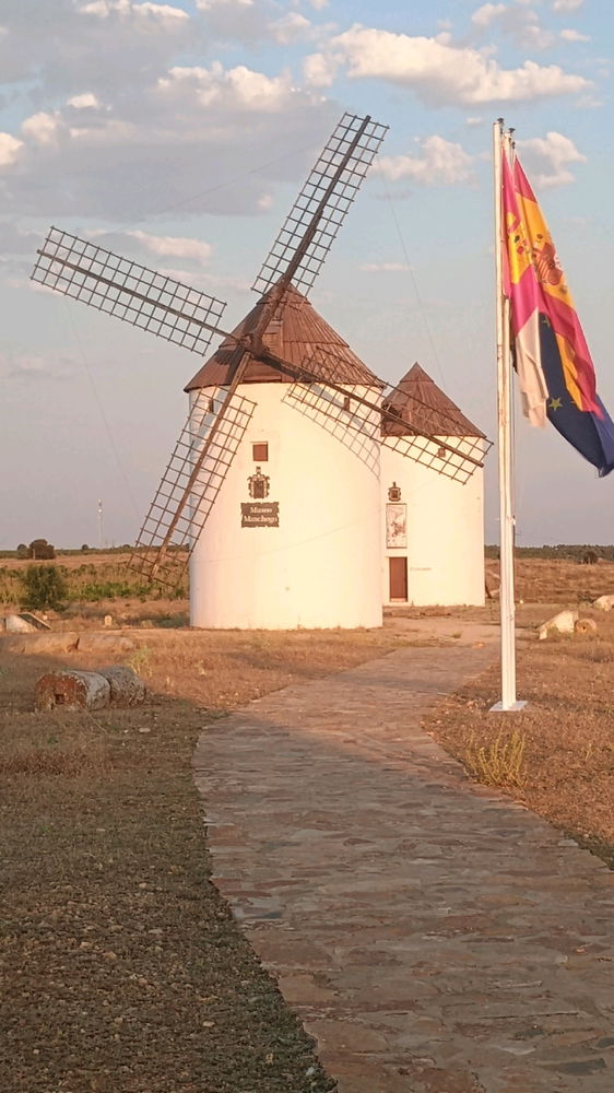 EN TIERRA DE GIGANTES Y CABALLEROS