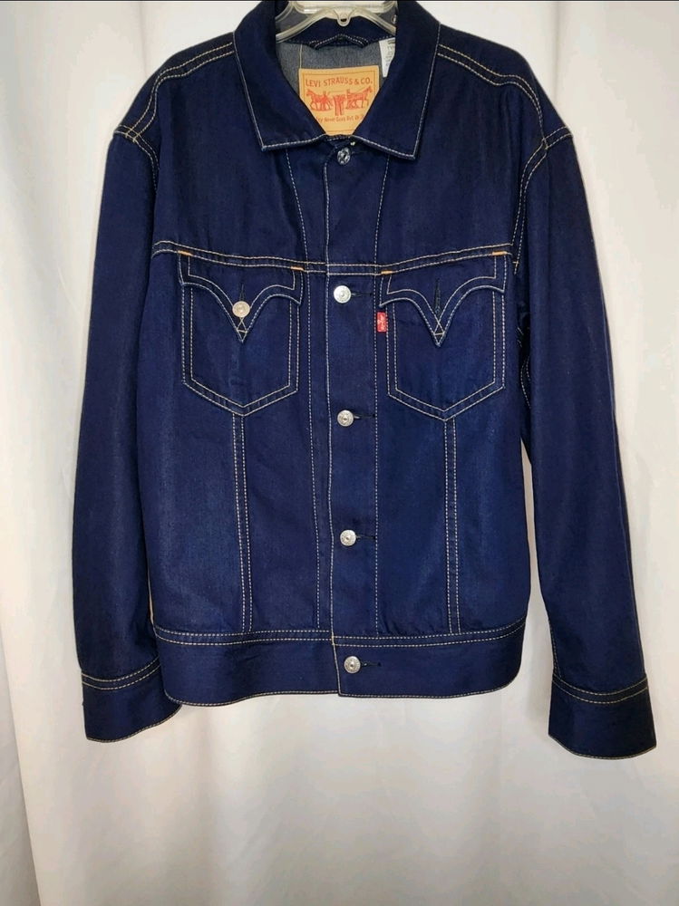 Found and sold this Levi's jacket