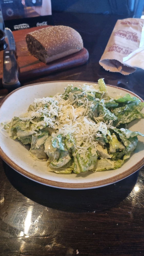 Hoje teve comida saudável no Outback 😋