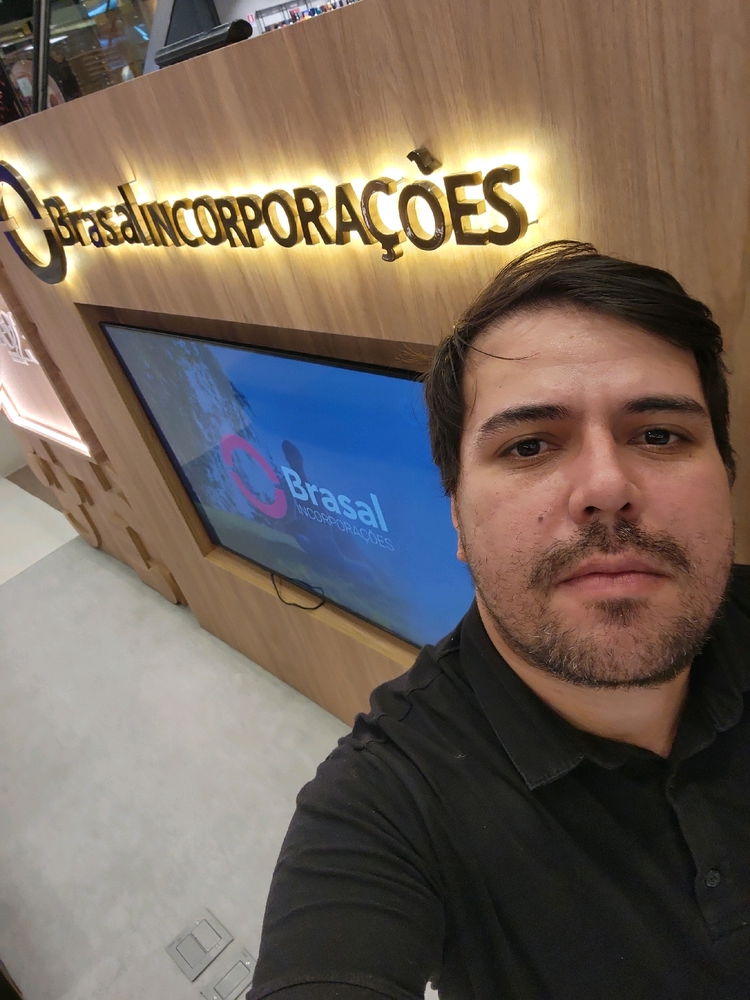 Dia de plantão no Goiânia Shopping