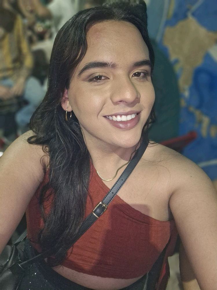 Sorrir é a única coisa que não me tiraram!