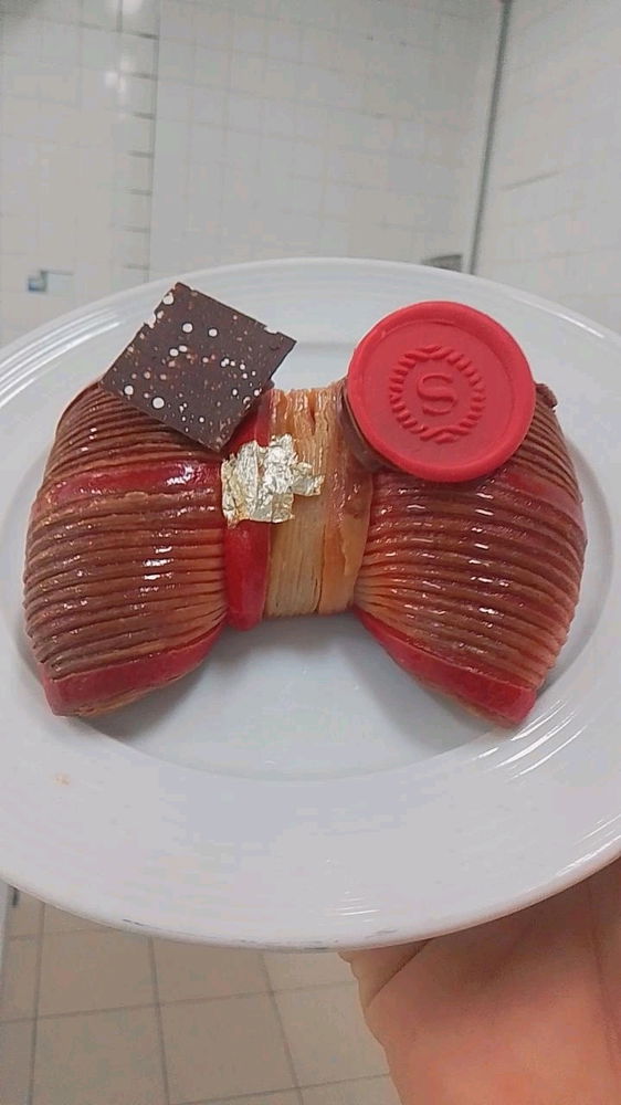 Gravata recheada de Nutella 🤤😍