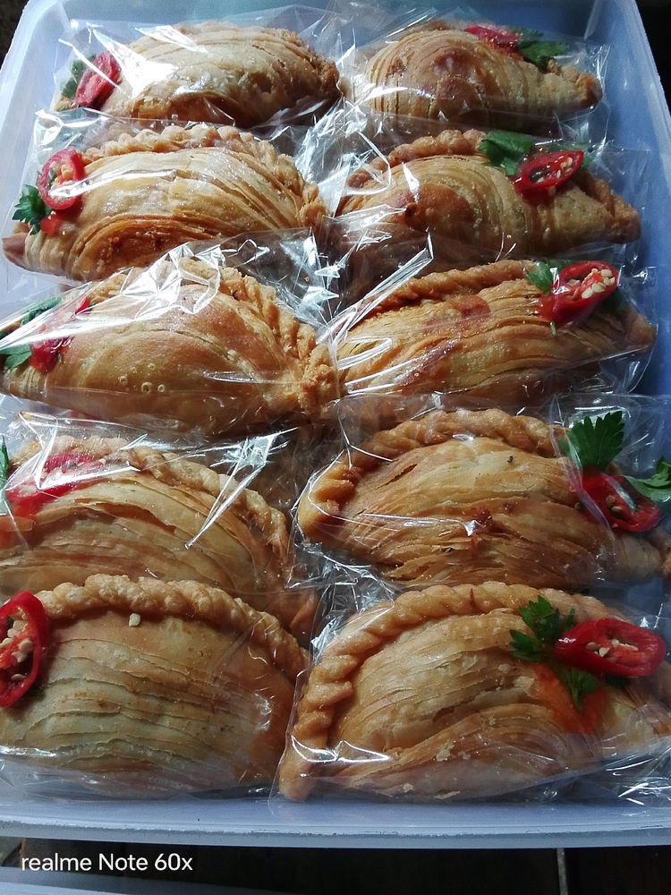 CURRYPUFF