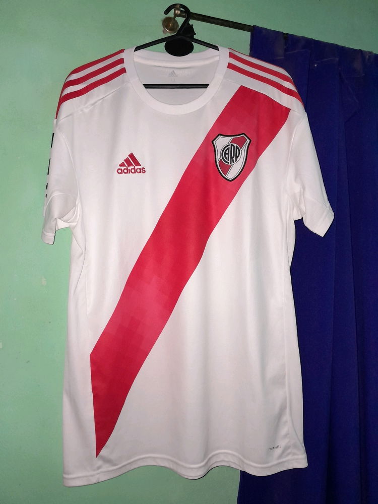 ⚪️🔴⚪️⚽️