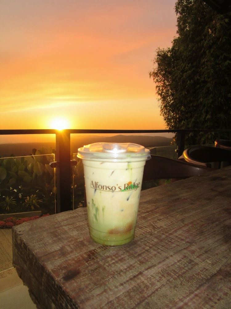 Traveled 1 hour to see this view and have my favorite drink matcha 🍃