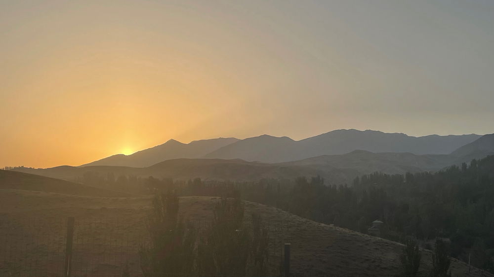 🌅 sunrise