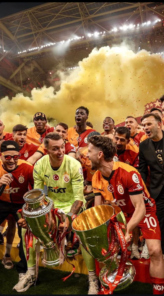 Galatasaray ⭐⭐⭐⭐⭐