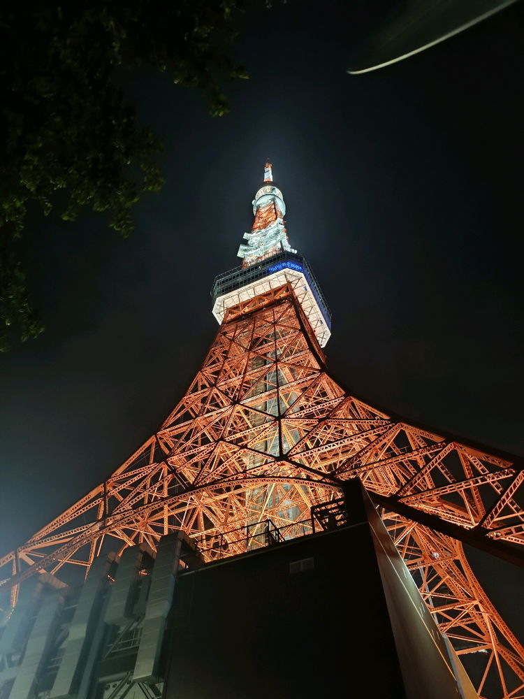 Tokyo Tower milky way