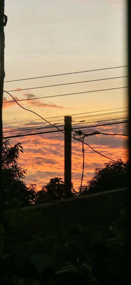 Amanecer camuflado de atardecer