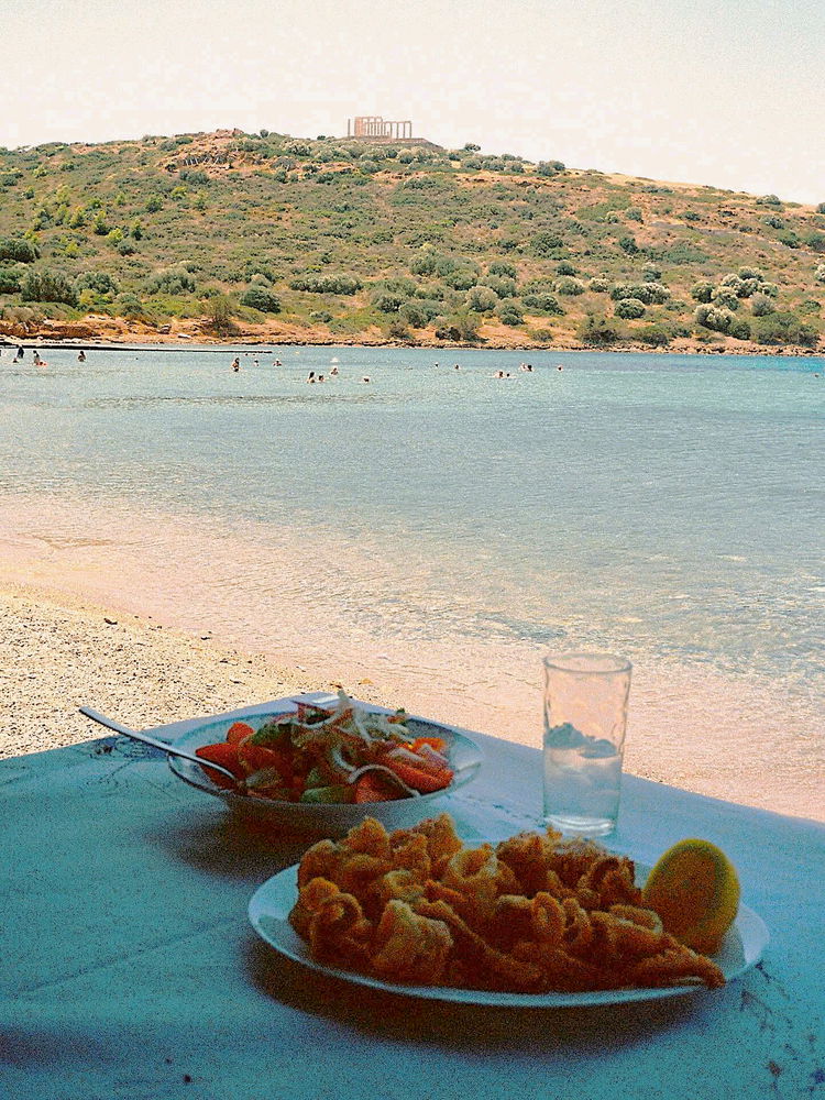 Σας περιμένω