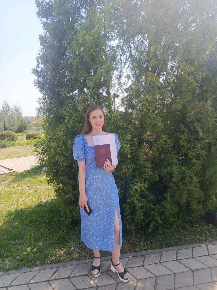 В этот прекрасный день семьи, любви и верности я получила свой второй красный диплом 🥰🔴📍