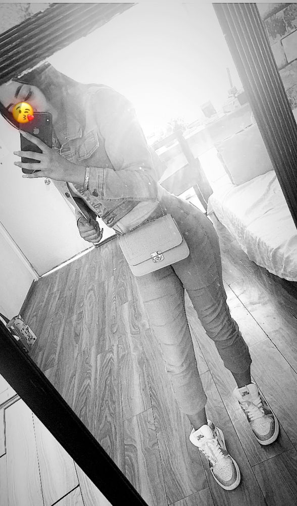 🥇