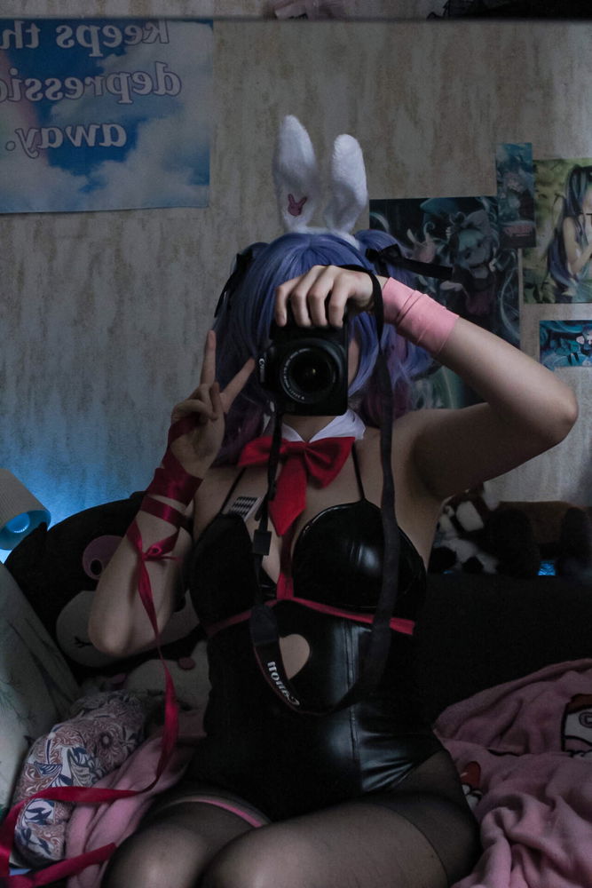 Rabbit Hole Miku - Short hair ver.