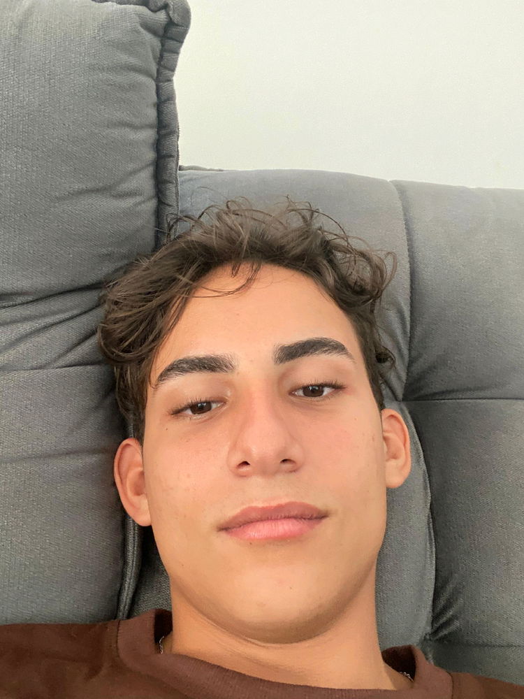 Boa noite 😐