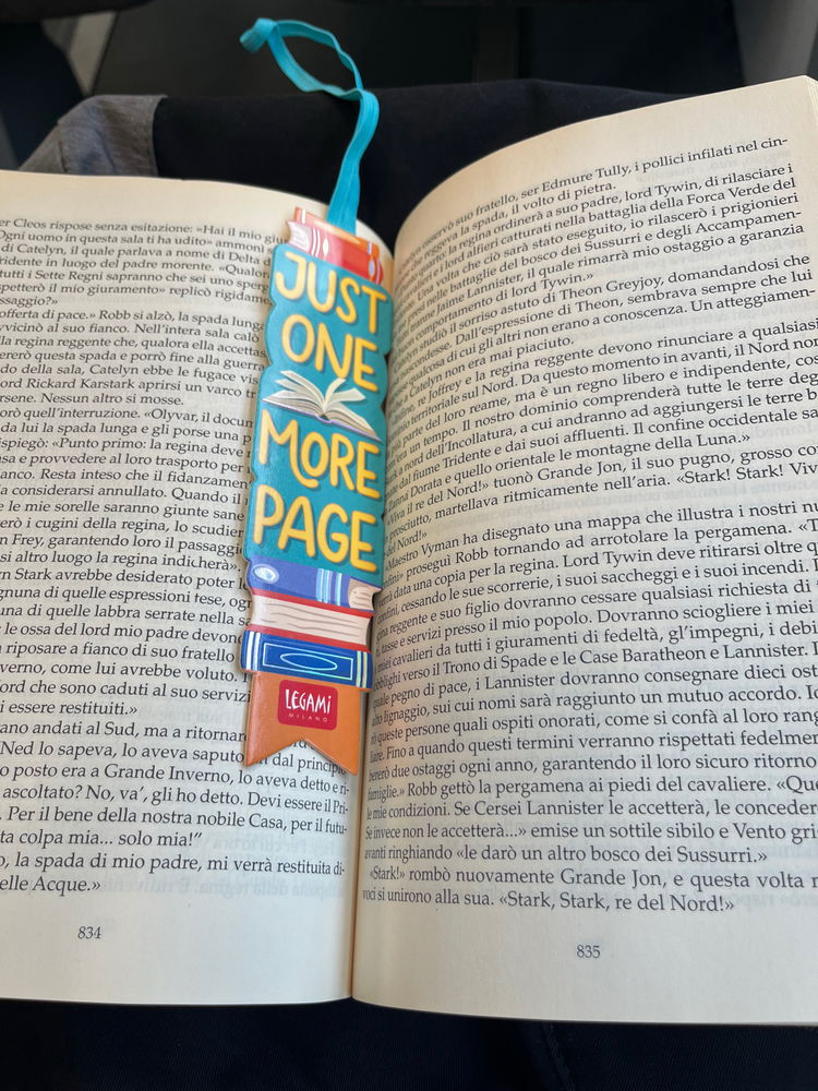 Scovato ieri al Libraccio, l sto  divorando hahha