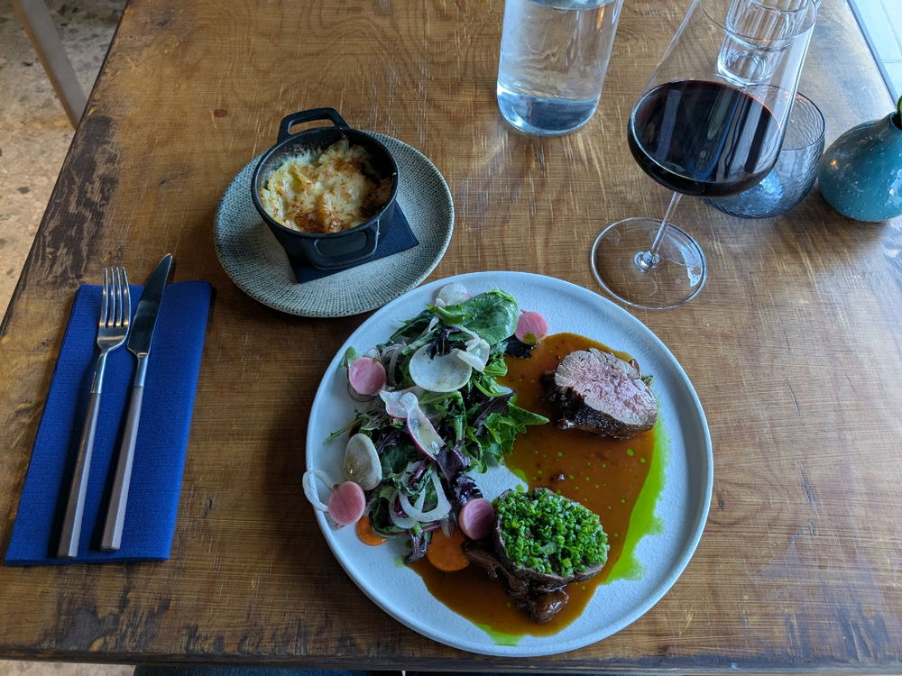 Steak with chanterelle sauce