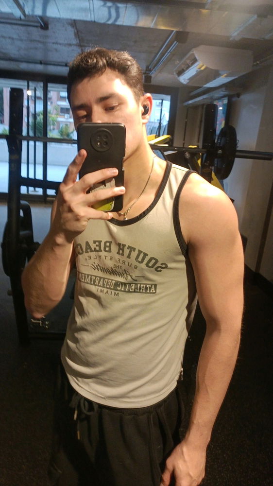 Un gym bro?