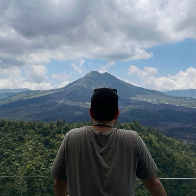 What place you dream of visiting? And why? I want to refresh my bucket list