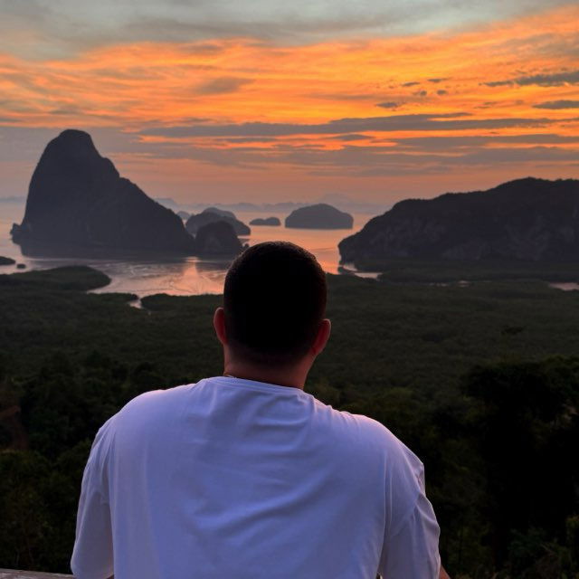 What place you dream of visiting? And why? I want to refresh my bucket list