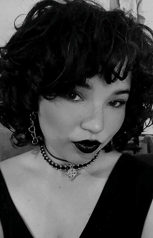 Si te animás a mirar más allá, puede que me encuentres✨