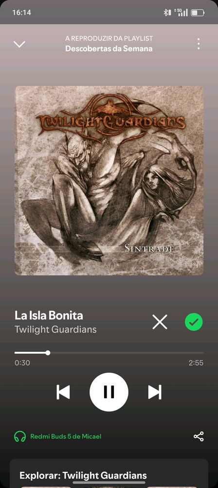 Metal meets pop, love it
