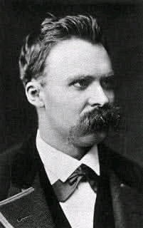 "Hacer de la desesperación más profunda, la esperanza más inquebrantable" -Friedrich Nietzsche.