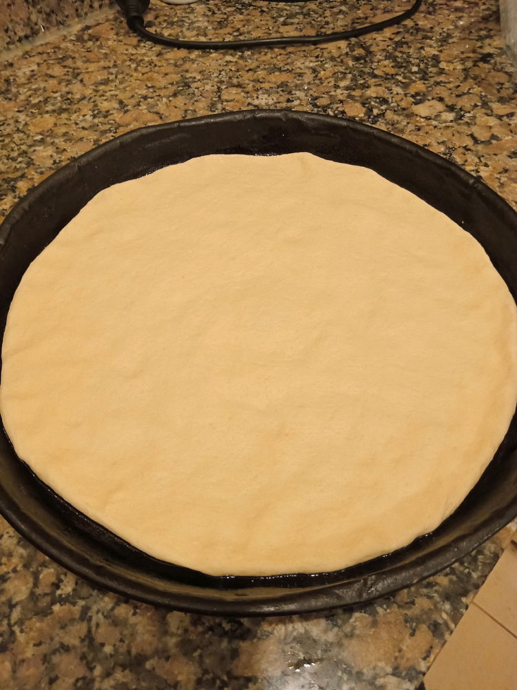 Por qué tan elegante muchacho? Y porque hoy es lunes de pizza casera