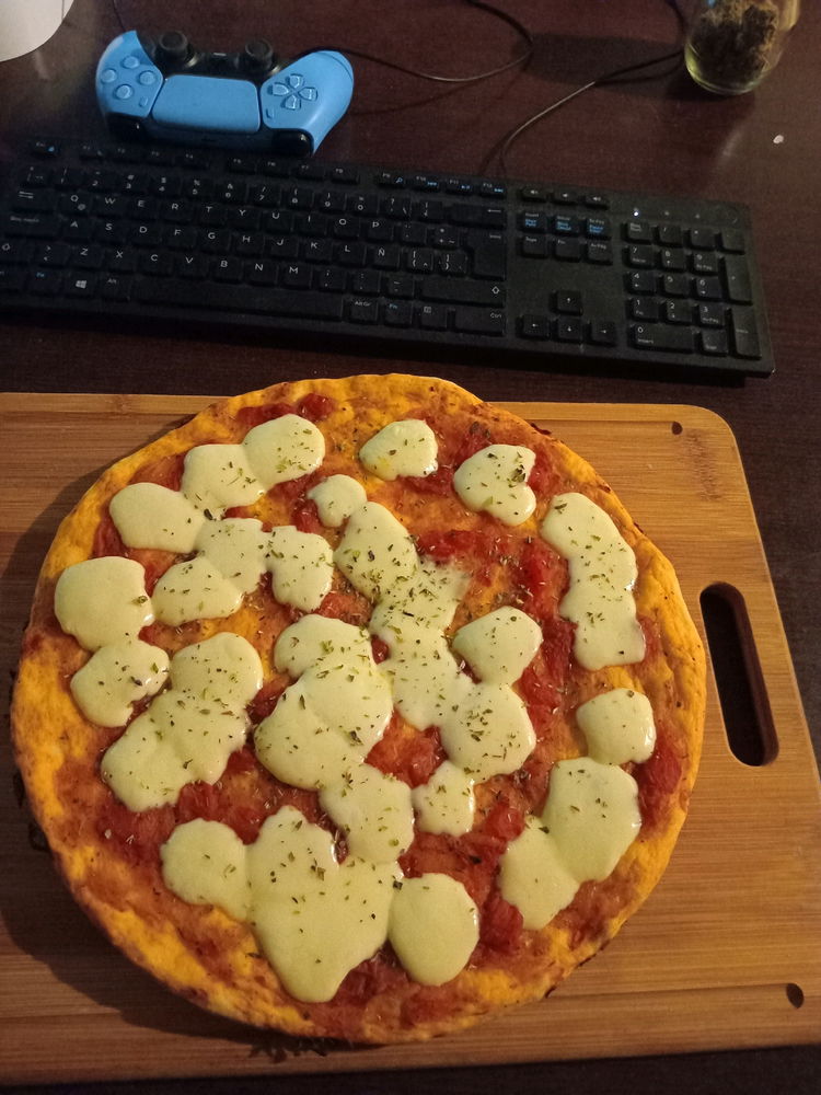 Por qué tan elegante muchacho? Y porque hoy es lunes de pizza casera