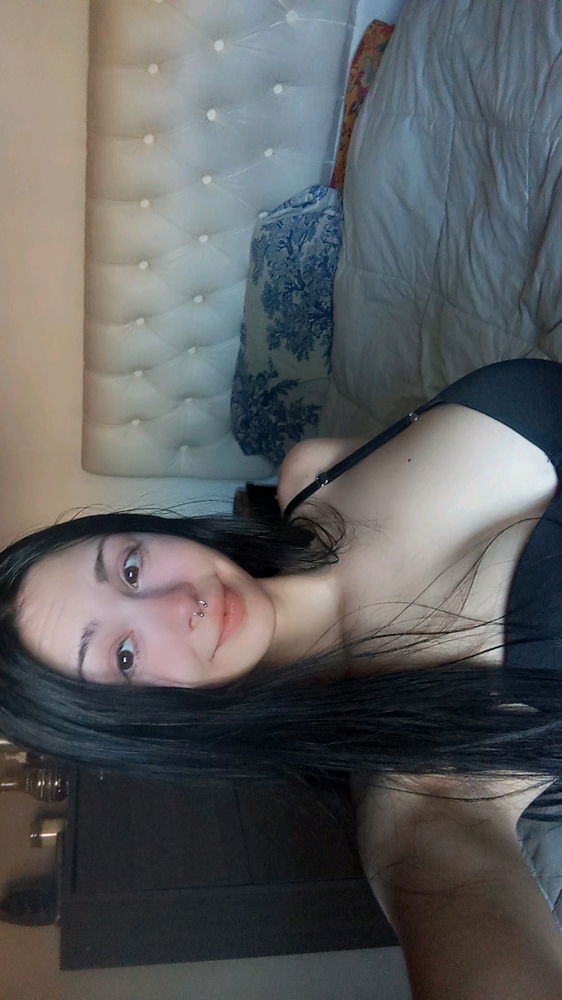 Sin maquillaje :b