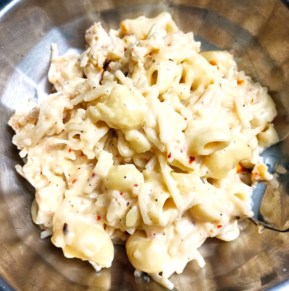 Creamy White Sauce Pasta 🍝