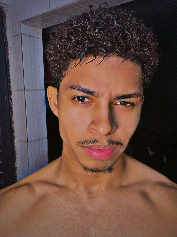 O sorriso faz diferença em uma foto???