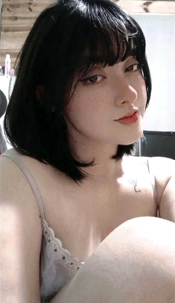 😸