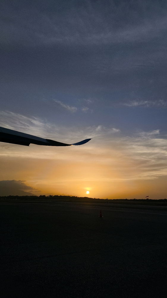 🌅