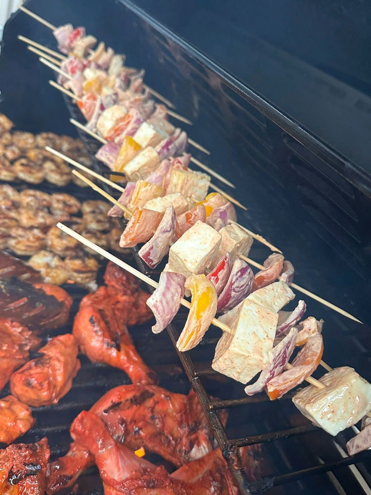 Simple BBQ, whose coming?
