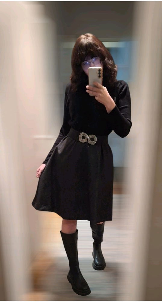 Made this demin A line skirt with a infinity sign belt.