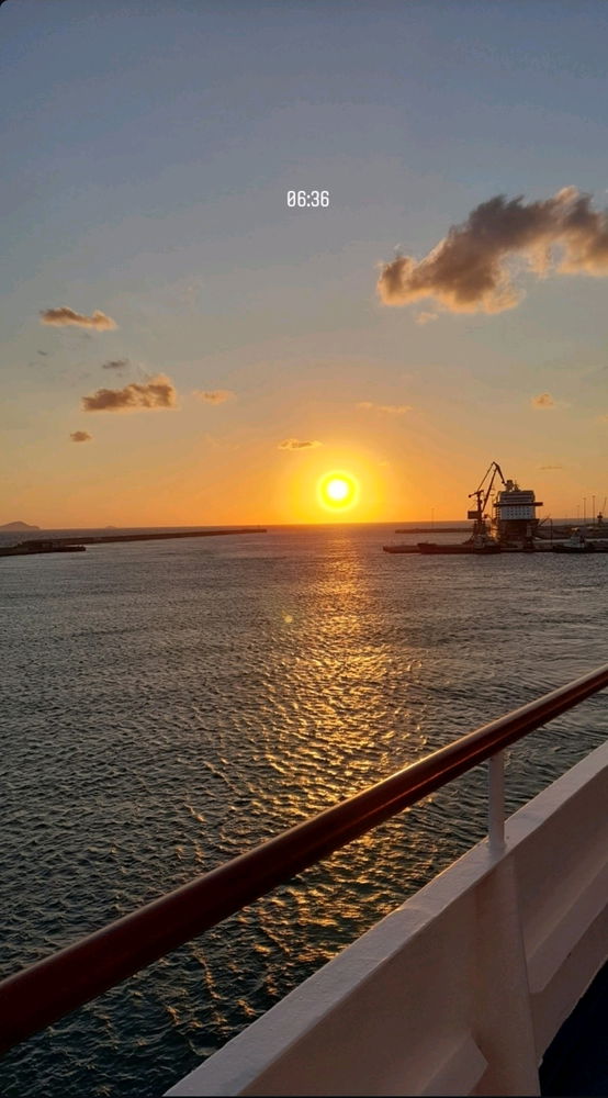 🚢🚢