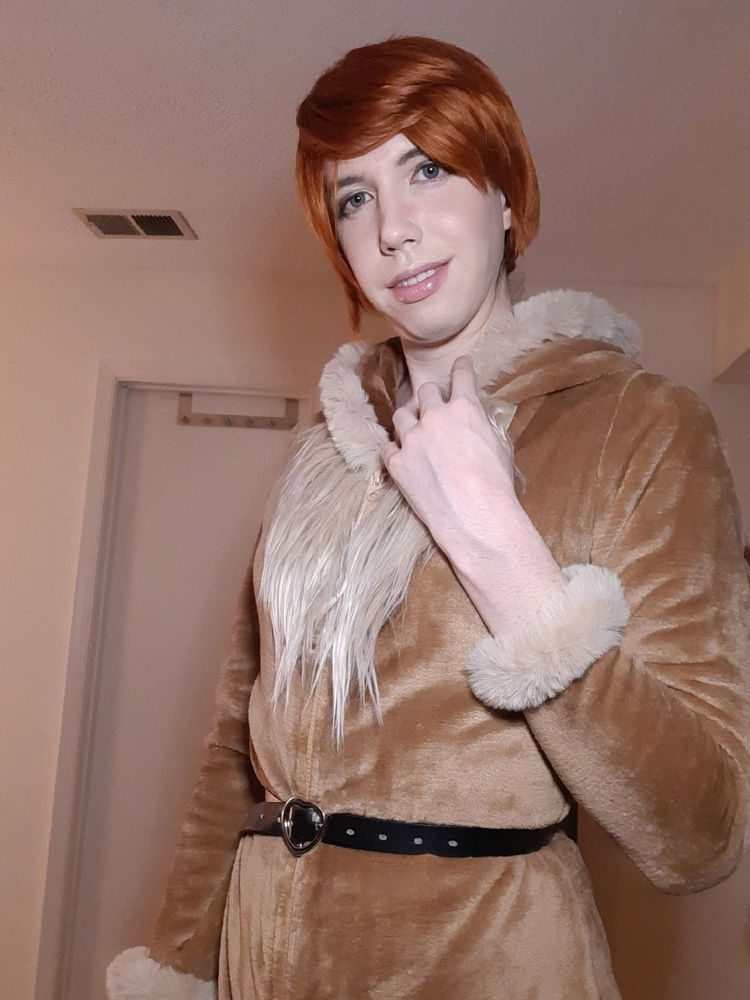 I did a fun Eevee cosplay!