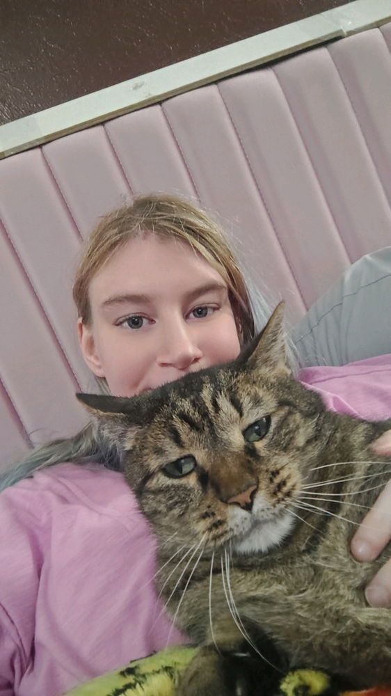 Love this old big guy! 💕🥰