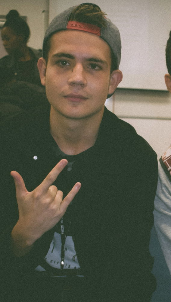 🤟🏻