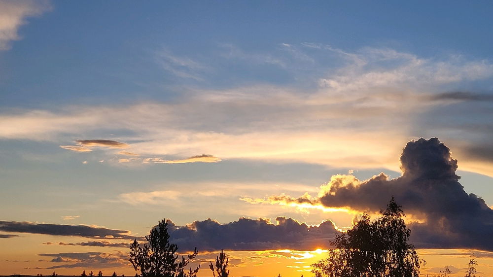 A beautiful sky