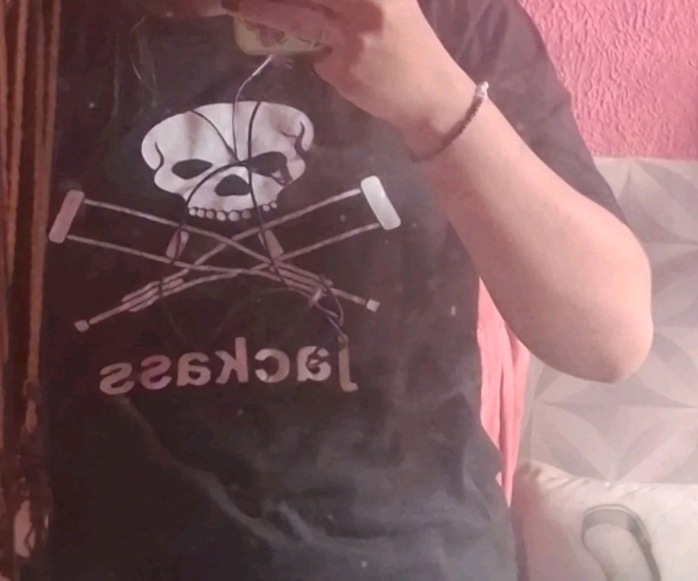 Minha camisa do Jackass :D