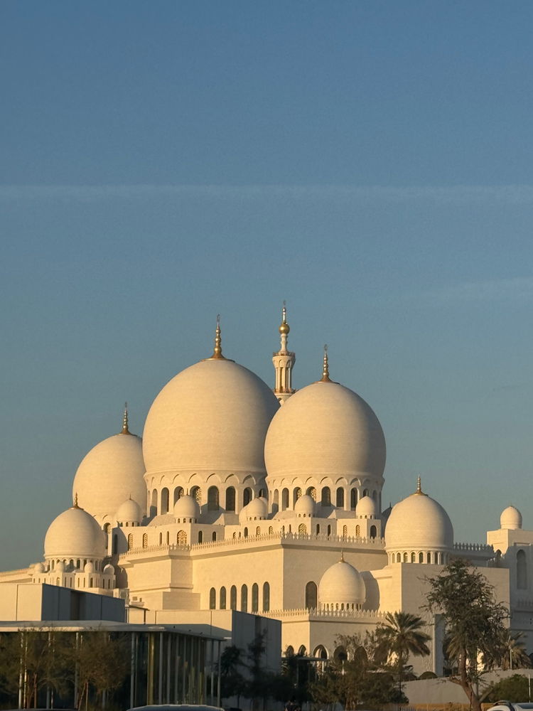 White Mosque Abu dhabi