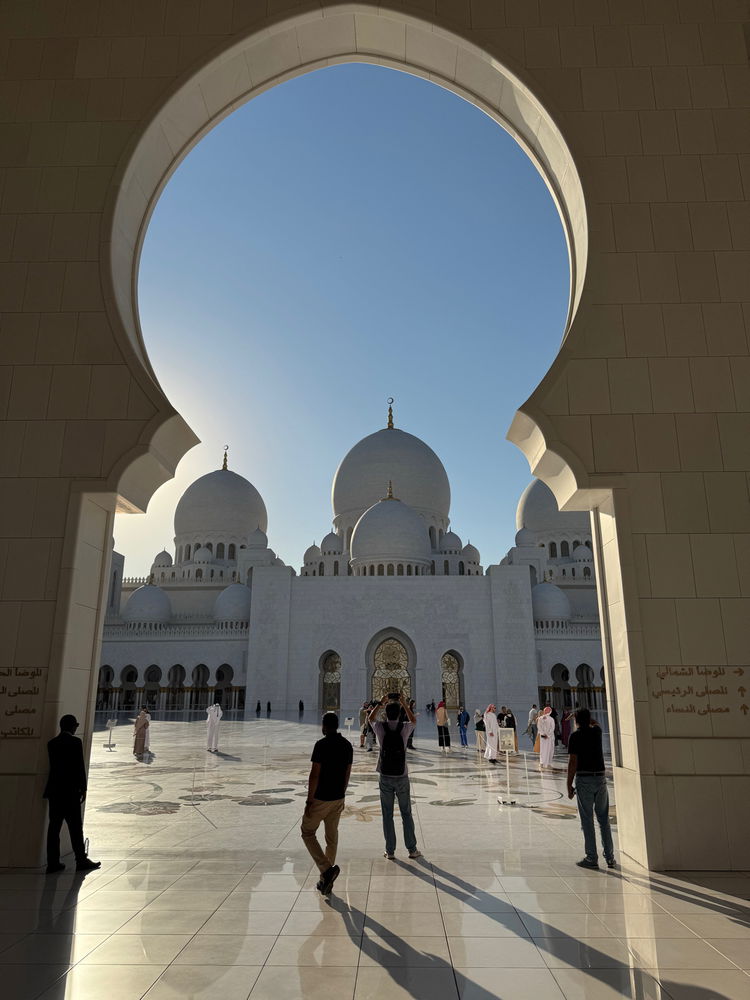 White Mosque Abu dhabi